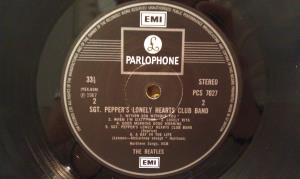 Sgt Pepper s Lonely Hearts Club Band (10)